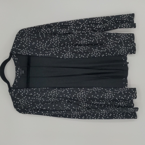J.Jill Wearever Collection Black White Open Front Top Size Medium Shirt Cardigan - Picture 1 of 13